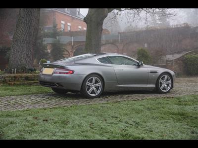 Aston Martin+DB9